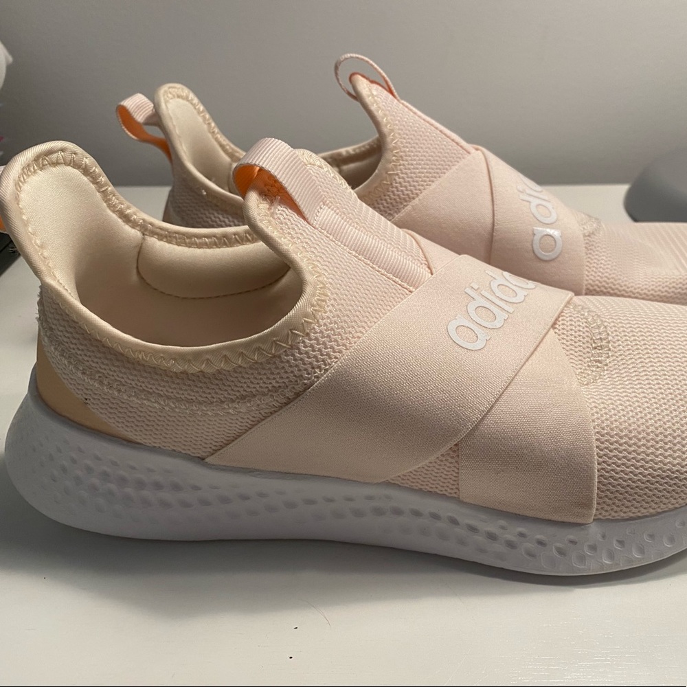 Women’s Pure-motion Adapt Running Shoes